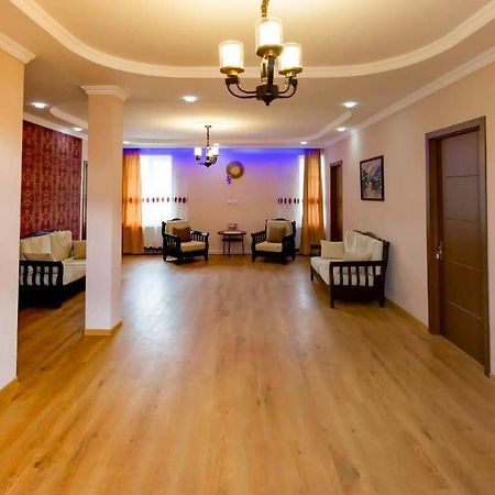 Guest House Sandro Kazbegi Esterno foto