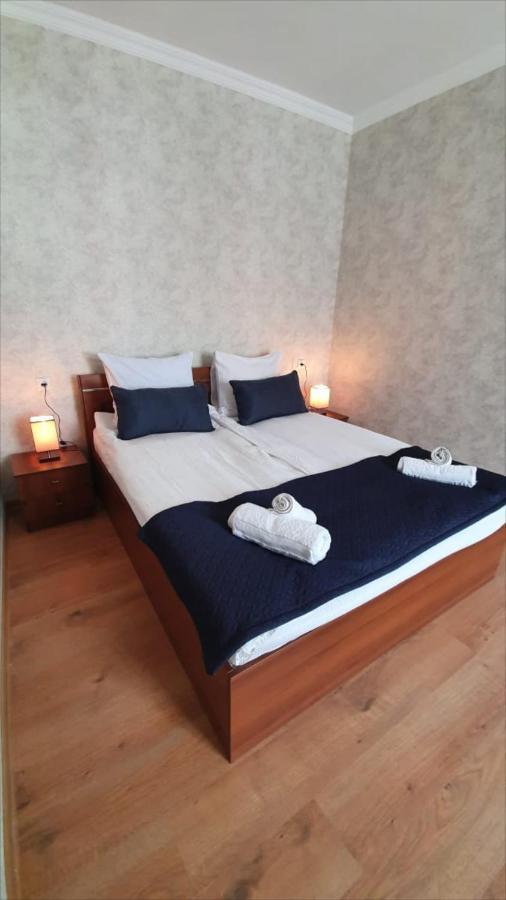 Guest House Sandro Kazbegi Esterno foto